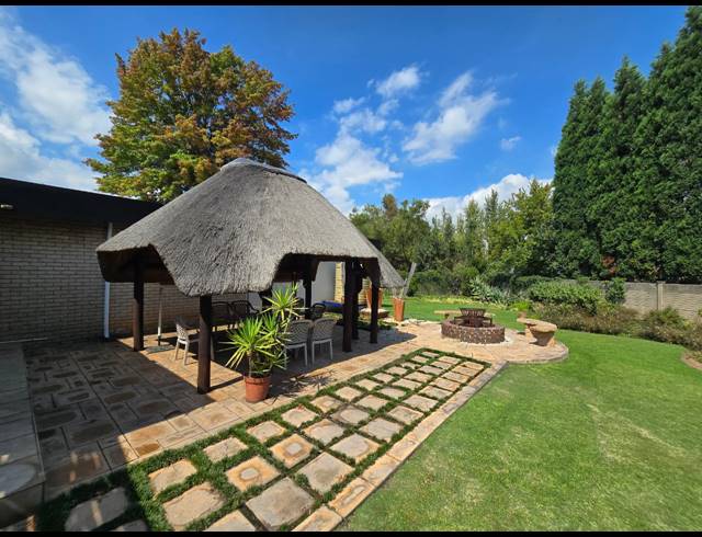 4 BEDROOM HOUSE FOR SALE IN THREE RIVERS EAST